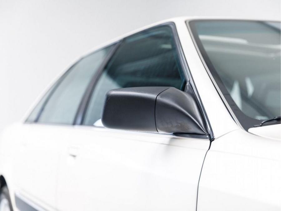 Детали экстерьера Audi V8 1990 года  (EU) (фото 8 из 84)